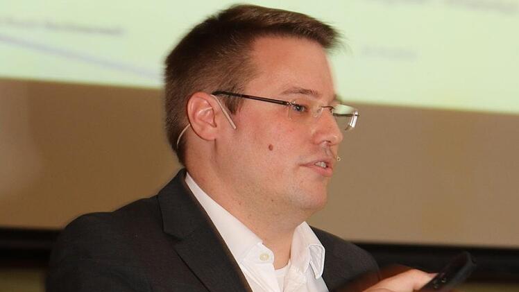 Rechtsanwalt Dirk Koch, selbst erfahrener Feuerwehrmann, gab  viele Tipps im Punkto Datenschutz Grundverordnung .