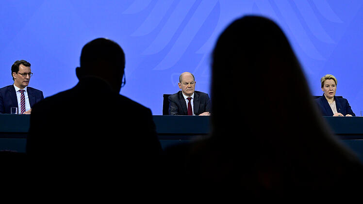 Beratungen von Bund und Ländern zu Coronamaßnahmen