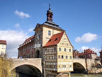 Ein Bamberger Wahrzeichen mitten im Welterbe-Ensemble: das Alte Rathaus. Foto: RiegerPress