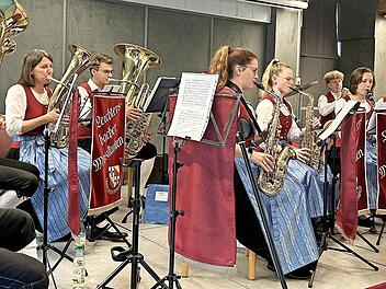 Die Leichtersbacher Musikanten spielten dieser Tage ein Konzert im Kurstift.