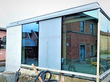 Das neue Eingangsgebäude des Deutschen Dampflokomotiv-Museums soll zu den Pfingstdampftagen seine Tore öffnen.  Foto: Werner Reißaus