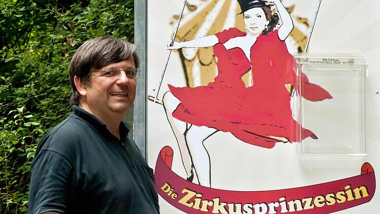 Christian Simonis dirigiert als Gast "Die Zirkusprinzessin".Foto: Jochen Berger