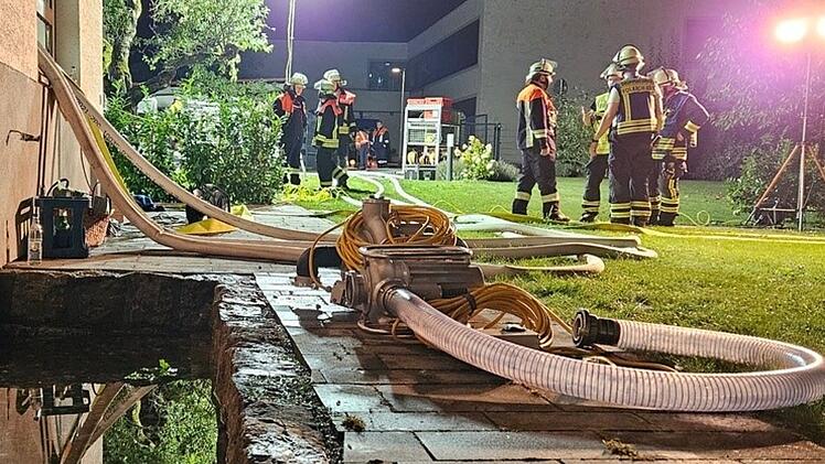 Volkacher Feuerwehr zu &uuml;berflutetem Keller alarmiert - "wie ein Tauchsieder"
