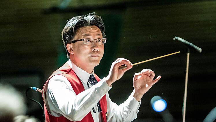 Impressionen vom Weihnachtskonzert in der Franz-Goebel-HalleFoto: Jochen Berger