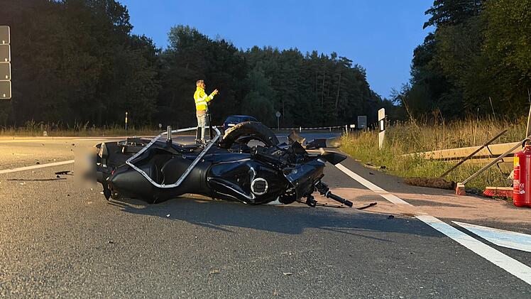 Unfall im N&uuml;rnberger Land: Bikerin (16) lebensgef&auml;hrlich verletzt