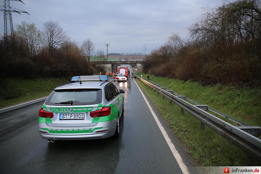 Kollision mit Auto - Rollerfahrer nach Unfall bei Schwarzenbach gestorben