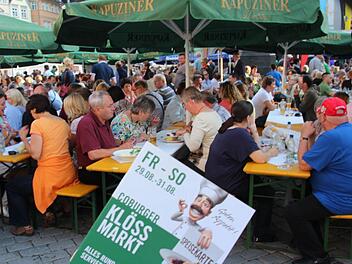 Auch dieses Jahr ziehen die Spezialitäten auf dem Klößmarkt viele Besucher an. Foto: Jochen Berger