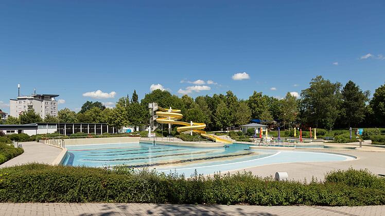 Kreuzsteinbad Wellenbecken