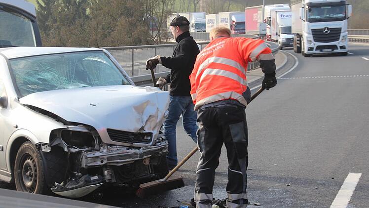 Unfall auf der B 303. Foto: Marco Meißner