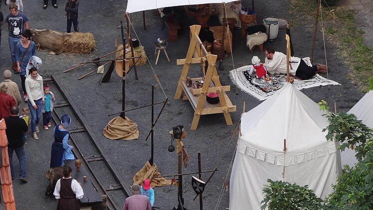 In der Altstadt herrschte mittelalterliches Lagerleben
