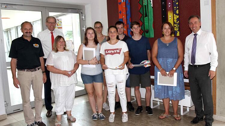 Die Schüler wurden klassenweise geehrt.  Foto: Richard Sänger