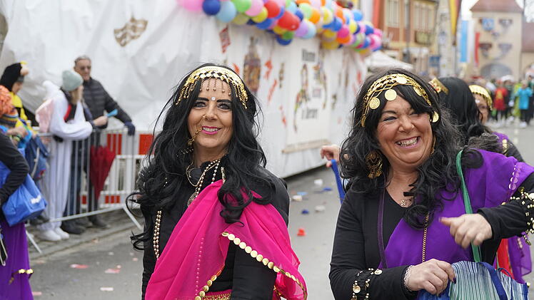 Allersberger Faschingsumzug 2023 mit 20.000 Besuchern