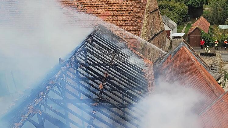 Kaltensondheim: Großbrand in dicht bebautem Ortskern - "hätte sich ausbreiten können"