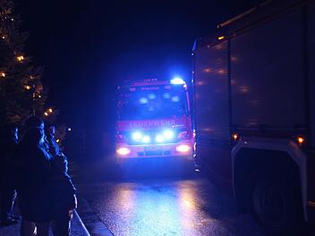 Das neue Feuerwehrfahrzeug wird erwartet. Foto: Carmen Schwind