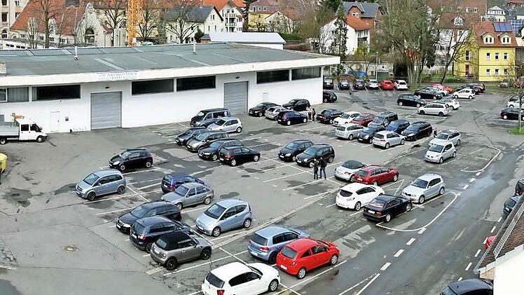 Auf dem Sagasser-Grundstück können bald keine Parkplätze mehr gemietet werden. Foto: Volkmar Franke/www.hochbild-design.de