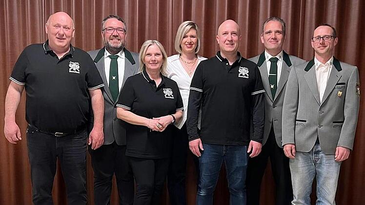 Klaus Haagen, Daniel Trautner, Ottilie Kupfer, Angelika und Sebstian Kiehfaber, Martin Trautner sowie Matthias L&ouml;sel (v.&nbsp;l.).