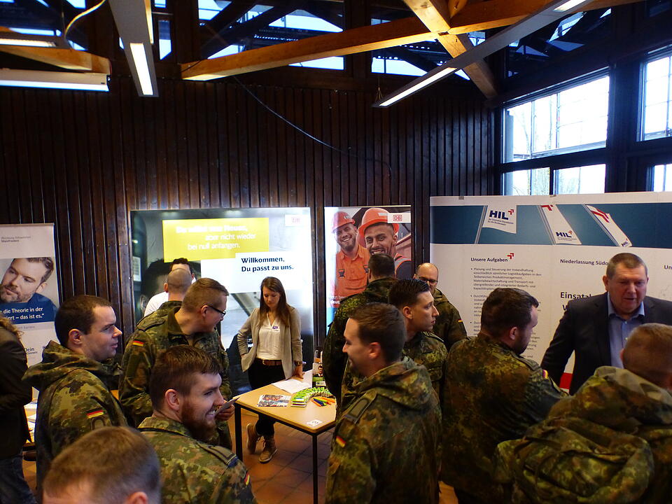 Jobmesse der Bundeswehr