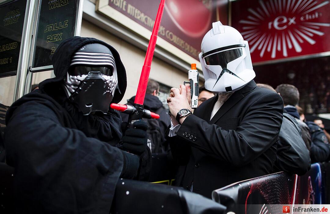 Star Wars the Force Awakens released in France