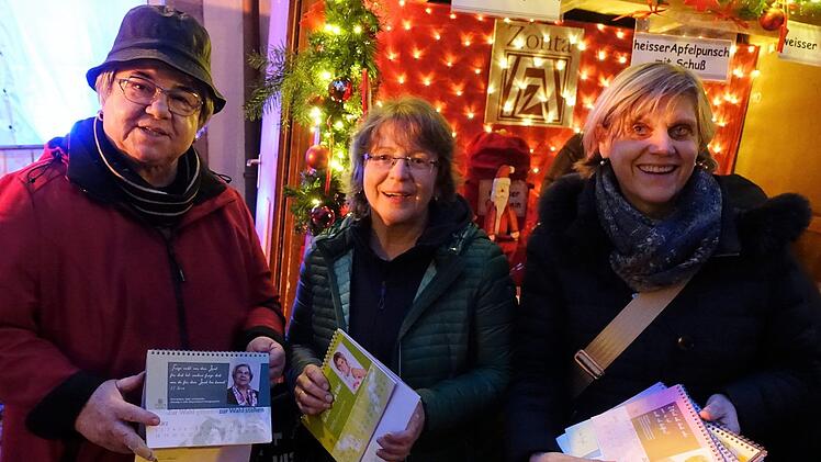Doris Wüstner (links) mit den Initiatorinnen Karola Schürrle und Gabriele Wille  Foto: Gabriela Ruyter