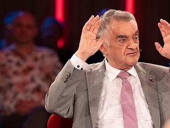In wenigen Tagen feiert NRW-Innenminister Herbert Reul seinen 74. Geburtstag. Im "K&ouml;lner Treff" hat er erkl&auml;rt, wie er &uuml;ber seinen m&ouml;glichen Ruhestand denkt.