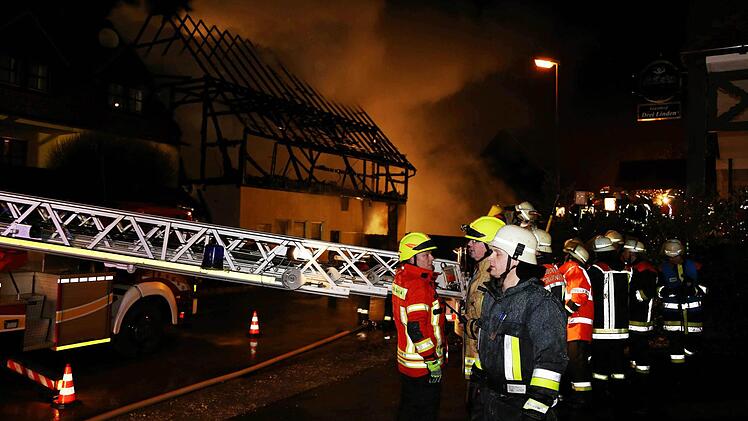 Scheunenbrand in Bärnfels. Foto: Franz Galster