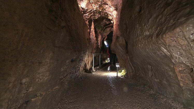 Führung durch die Bing-Höhle