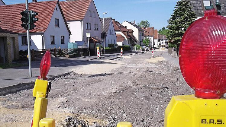 Die Ortsdurchfahrt und die Dorferneuerung in Tütschengereuth zählen heuer zu den großen Brocken im Gemeindehaushalt. Foto: Anette Schreiber