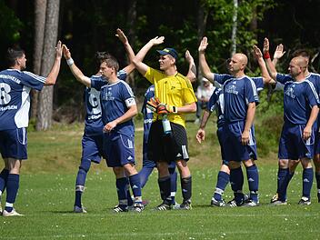 Die Fußballer der DJK Windheim haben bis zur Winterpause fünf Spiele gewonnen, fünf verloren und drei unentschieden gespielt.  Foto: Björn Hein