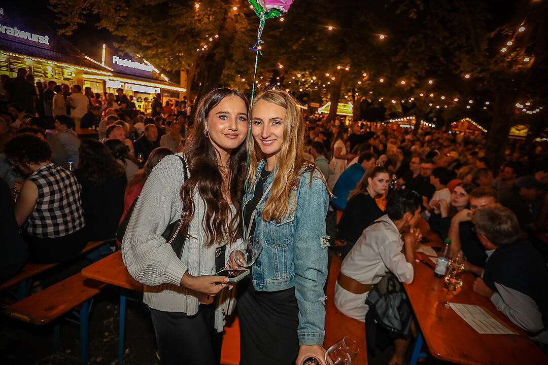 Impressionen vom größten Weinfest in Franken!