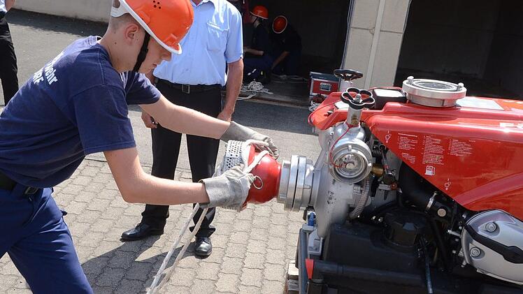 Stegaurach: Bei 36 Grad Celsius - Junge Feuerwehrler treten Kreisjugendleistungsmarsch an