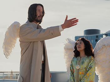 Sympathietr&auml;ger Keanu Reeves (mit Sandra Oh) spielt in "Good Fortune" einen guten Geist, dem seine Aufgaben als Schutzengel aber nicht so richtig gelingen wollen.