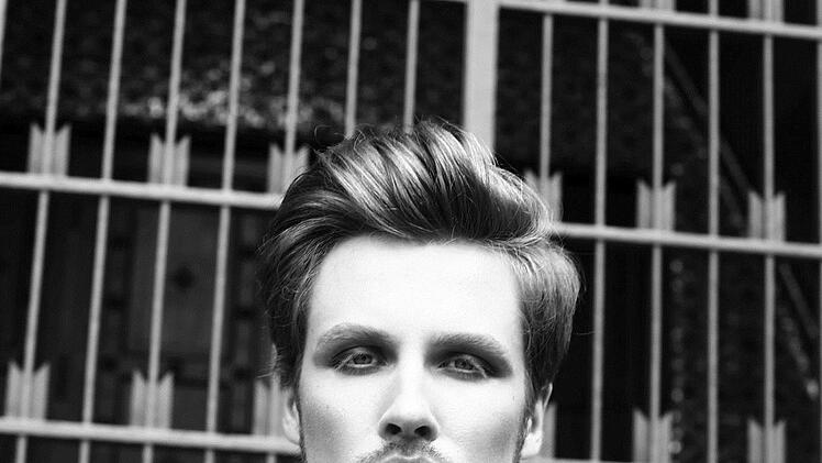 Das ist ein aktuelles Model-Foto von Robin Höhn.Neo Sanchez