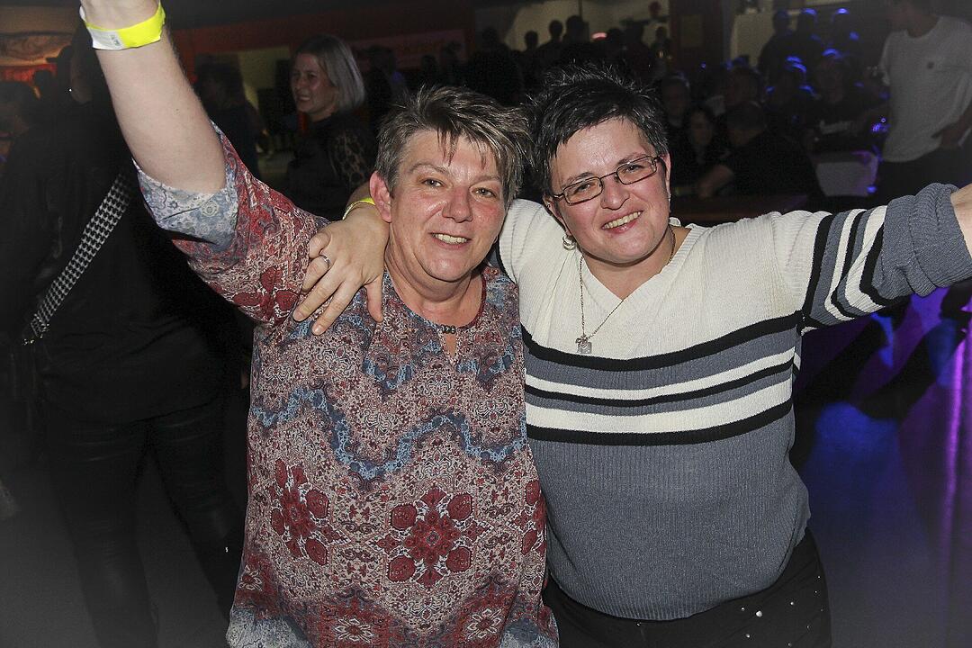 Party und Tanz in der Dreifachhalle