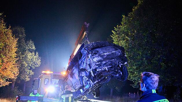 Tote bei Unfall auf Landesstra&szlig;e in Brandenburg