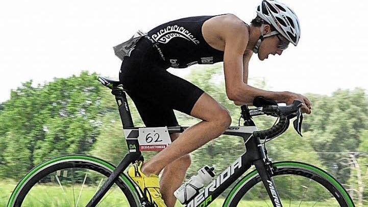 Der Sieger Jay Wallwork war begeistert von der Radstrecke.  Fotos: Karl Heinz Weber