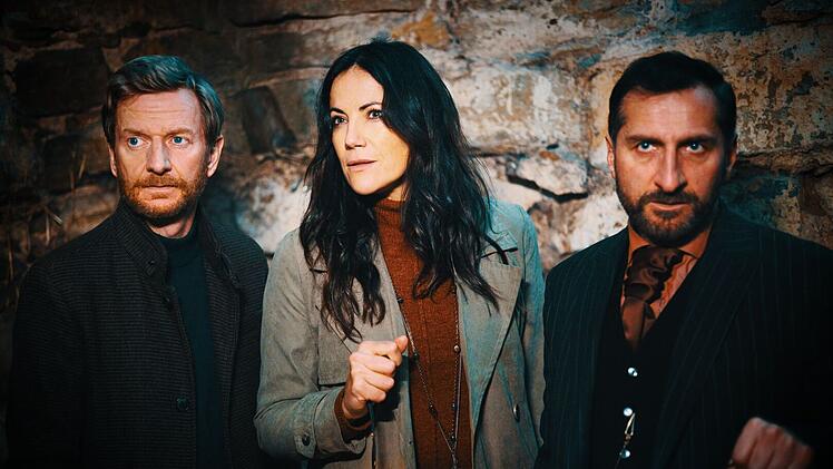 Stefan Schwab (Michael Kessler, von links), seine Ex-Frau Susanne Ludwig (Bettina Zimmermann) und Altjoff Erdmann (Tim Seyfi) wagen sich in die Wiener Unterwelt.