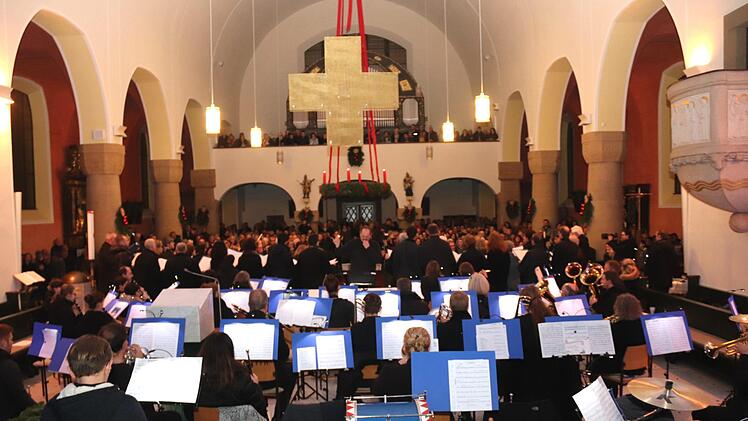 Blick vom Altar in die Kirche Foto: Johanna Blum