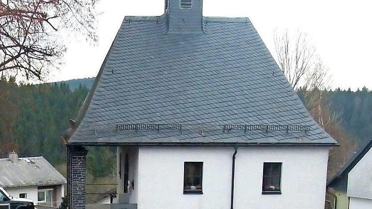Das Innere der Leichenhalle in Nurn soll ansprechender gestaltet werden. Ein Arbeitskreis hat ein Konzept erarbeitet. Foto: Archiv, Norbert Neugebauer