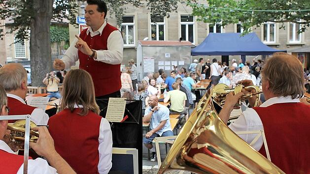 Vor einigen Jahren war der Stenayer Platz ein zus&auml;tzlicher Veranstaltungsort beim Stadtfest "Musik und M&auml;rkte". Die Mehrheit im Stadtrat will, dass er das auch wieder wird.  Foto: Archiv/Thomas Malz
