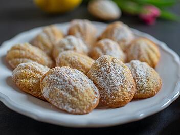 zitronen-madeleines.jpg