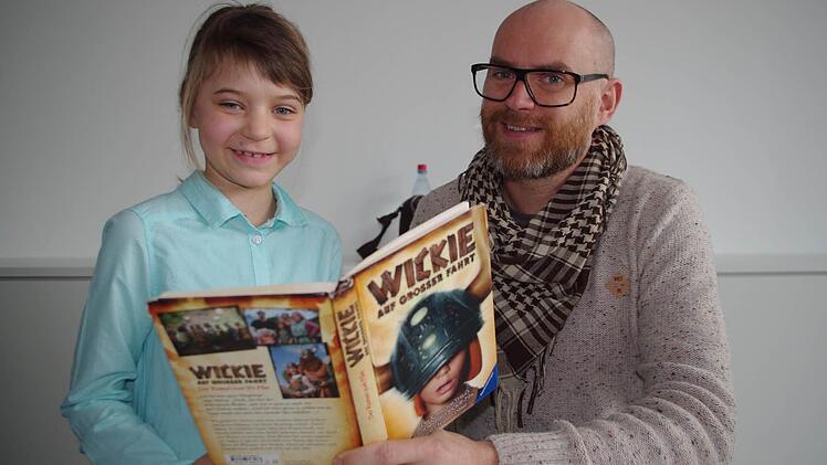 Eva Wagner lässt sich "Tipps" vom Profi Thilo geben.