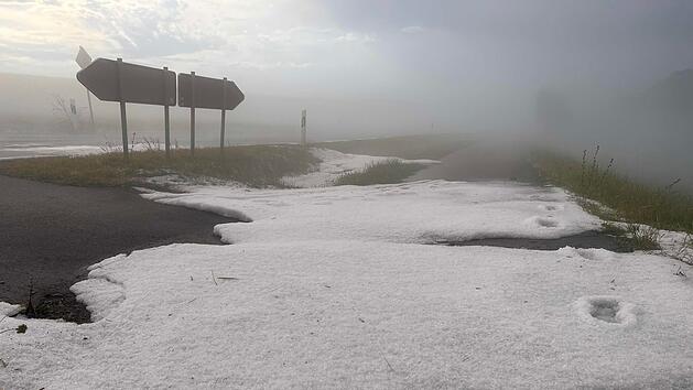 Ein Hauch von Winter im Hochsommer: Hagel und Temperatursturz auf 14 Grad