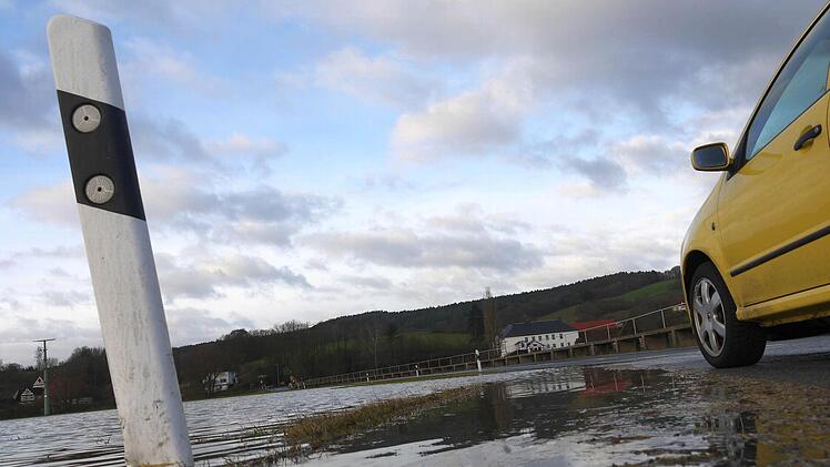 Richtung Hemmendorf ist derzeit kein Fahrzeugverkehr möglich.