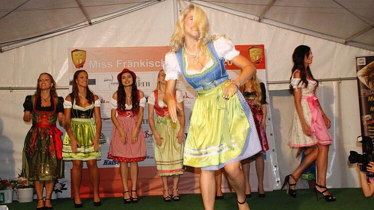 Impressionen zur ersten Wahl der "Miss Fränkische Schweiz". Foto: Reinhard Löwisch