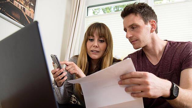 Probleme mit der Nebenkostenabrechnung? Wie Mieterinnen und Mieter den &Uuml;berblick behalten und was sie tun k&ouml;nnen. Foto: Christin Klose/dpa