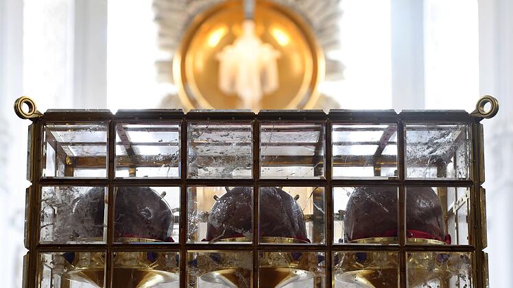 Reliquien der Heiligen Kilian, Kolonat und Totnan