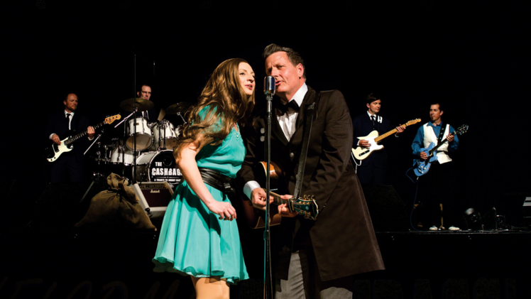 Tribute-Bands wie die Johnny Cash Coverband The Cashbags geben Konzerte - hier könnt ihr sie live sehen.