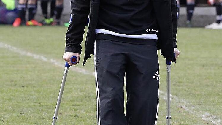 Aufgrund einer Verletzung musste sich ASV-Spielertrainer Guy Levere auf das Coachen beschränken.