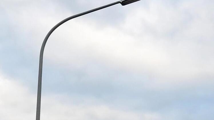 In Weißenbrunn werden die restlichee 103 Straßenleuchtkörper auf LED-Technik umgestellt. Foto: K.- H. Hofmann