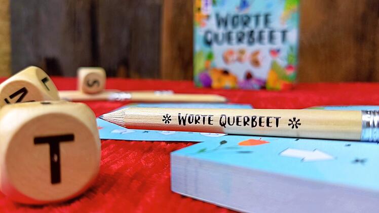 Worte Querbeet im Test - Würfelspiel mit Buchstaben und Gärtnerthema